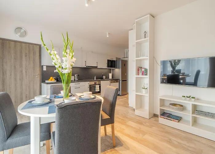 Life 5 Mórz * Poland